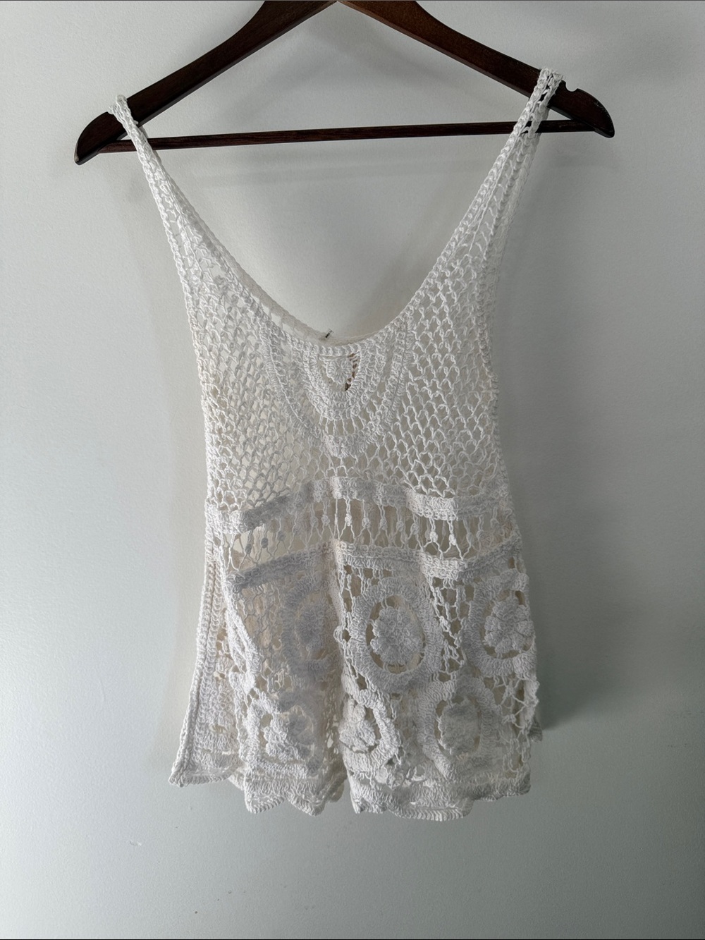 Elan White Crochet Camisole Tank
